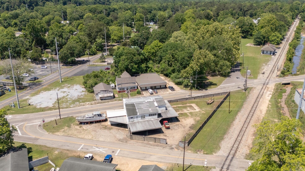 More Photos Of 306 Upper Kingston Rd, Prattville Industrial For Sale