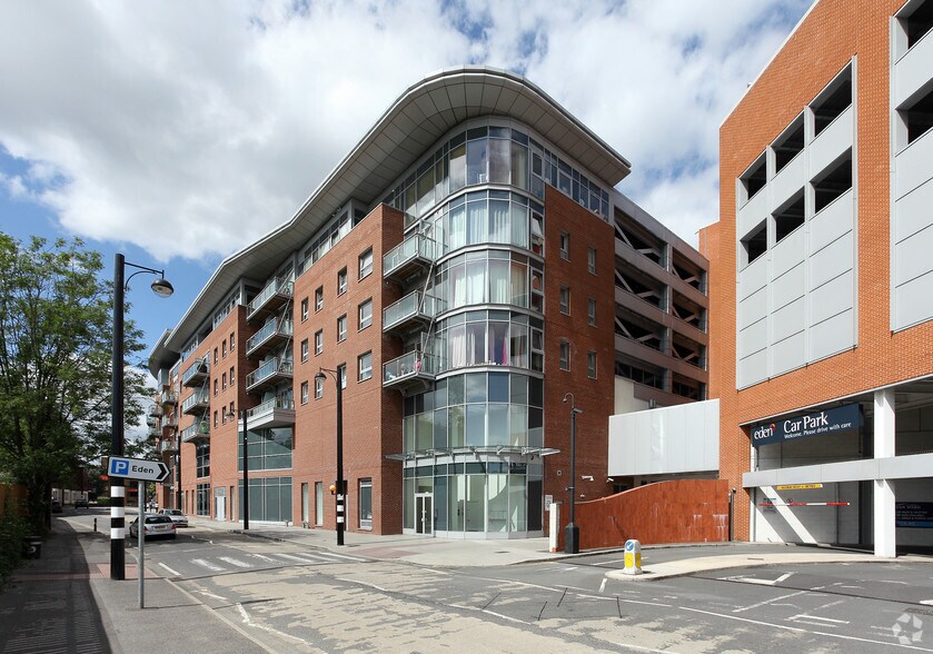 More Photos Of Eden Walk, High Wycombe General Retail For Lease