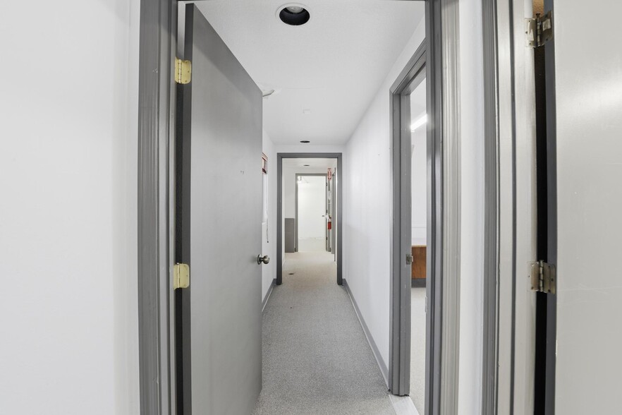 More Photos Of 215 N Beeline Hwy, Payson Office For Sale