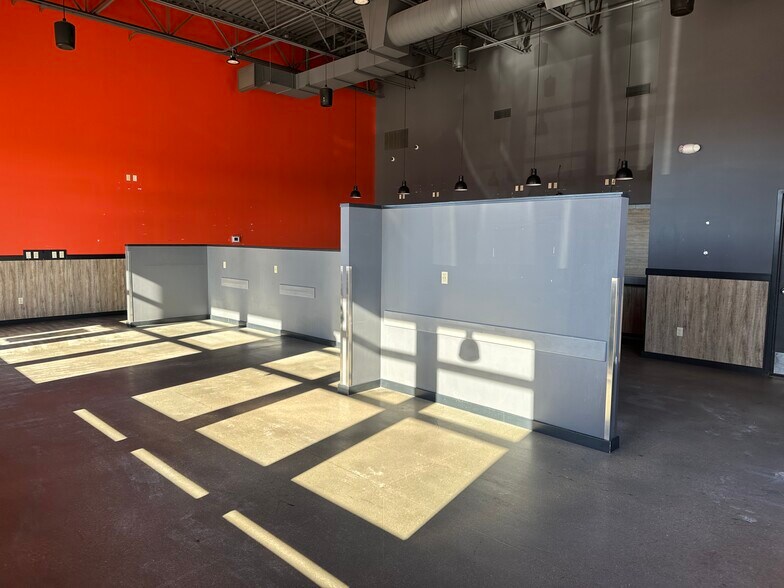 More Photos Of 1313 S Dewey St, North Platte Fast Food For Lease