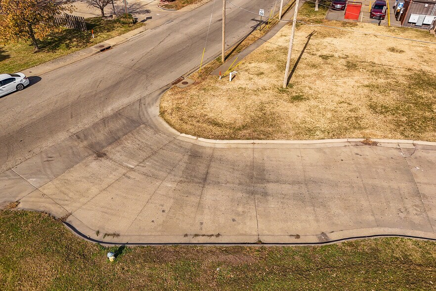 More Photos Of 1+/- Acre on Marcella & Huehl, Salina Land For Sale