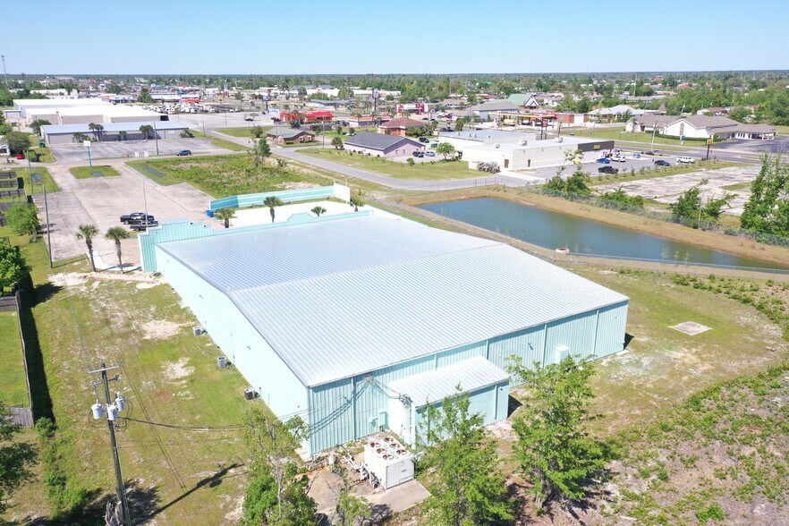 More Photos Of 5420 Hickory St, Panama City Office For Lease