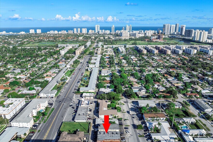 More Photos Of 701 NE 8th St, Hallandale Beach Apartments For Sale