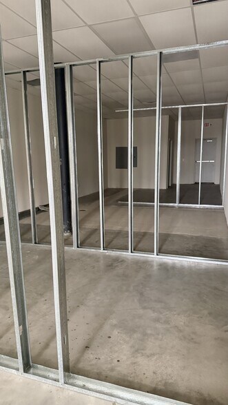 More Photos Of 1624 Hill Ave, Dickinson Storefront Retail Office For Lease