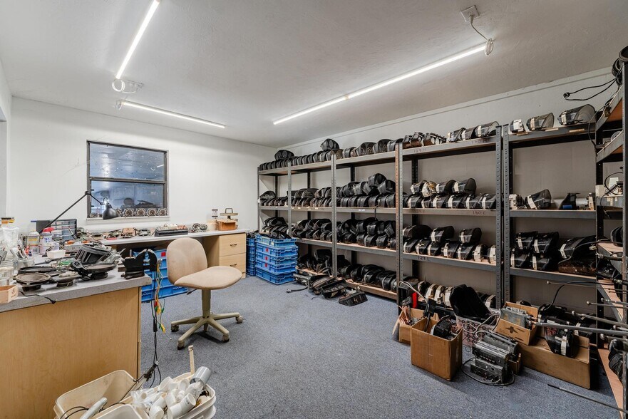 More Photos Of 209 N Industrial Loop, LaBelle Warehouse For Sale