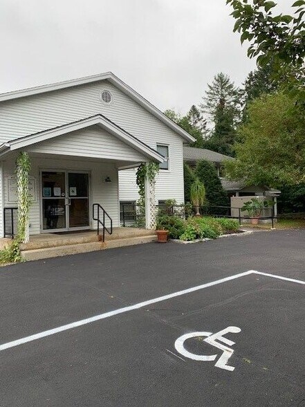 More Photos Of 514 South St, Bow Medical For Lease