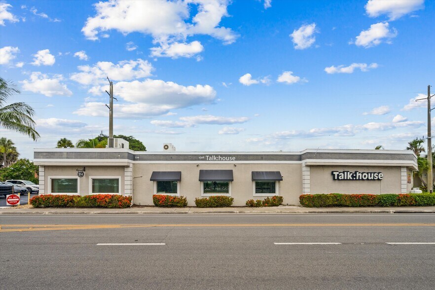 Primary Photo Of 514 NW Dixie Hwy, Stuart General Retail For Sale