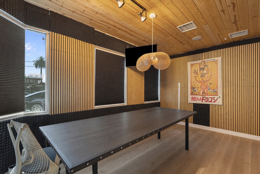 More Photos Of 1714 Hillhurst Ave, Los Angeles Office For Sale