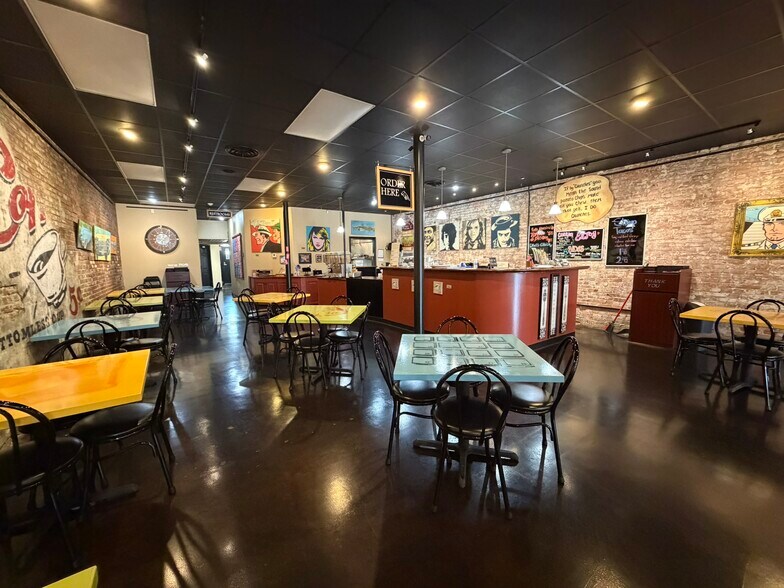 More Photos Of 615 Mena St, Mena Restaurant For Sale