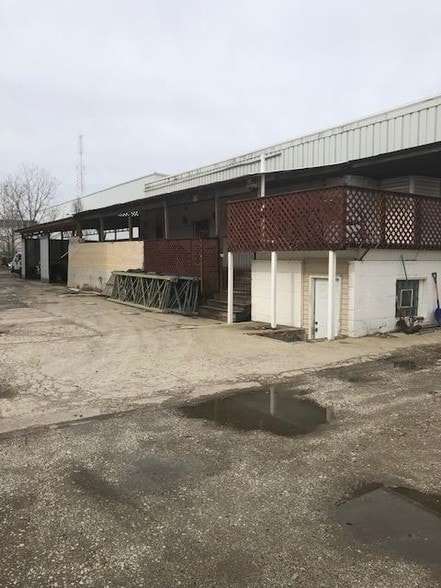 More Photos Of 1960 N Long Ave, Chicago Land For Sale