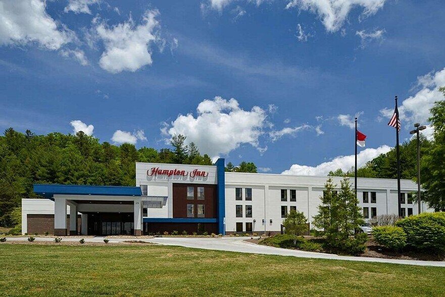 Primary Photo Of 275 Forest Gate Dr, Pisgah Forest Hotel For Sale