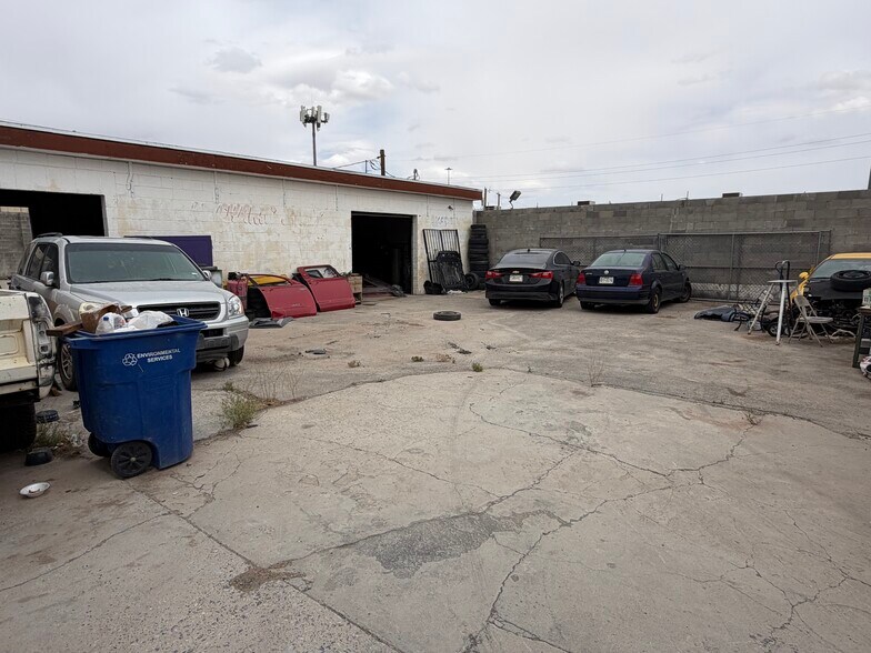 More Photos Of 4200 Dyer St, El Paso Freestanding For Sale