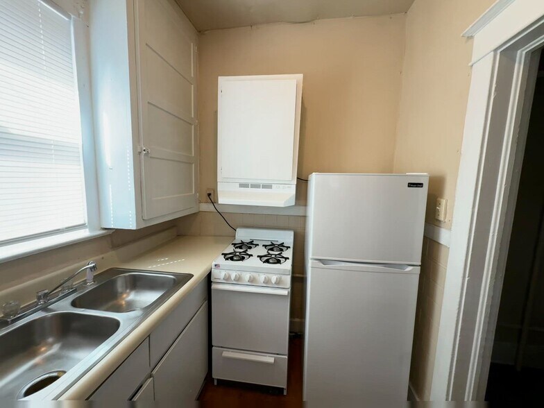 More Photos Of 204 W 15th St, Pueblo Apartments For Sale