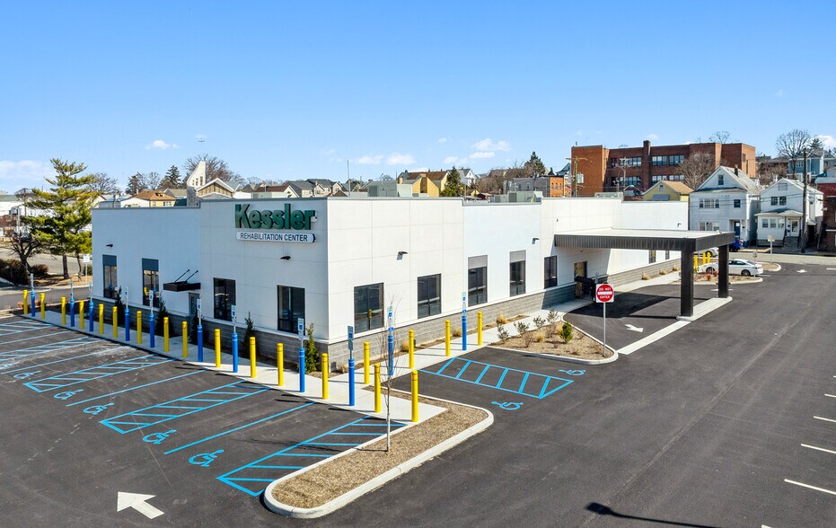 More Photos Of 2-4 Memorial Dr, Lodi Unknown For Lease