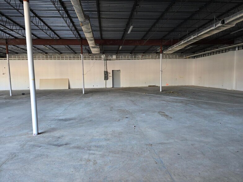 More Photos Of 3351 N Harlem Ave, Chicago Unknown For Lease