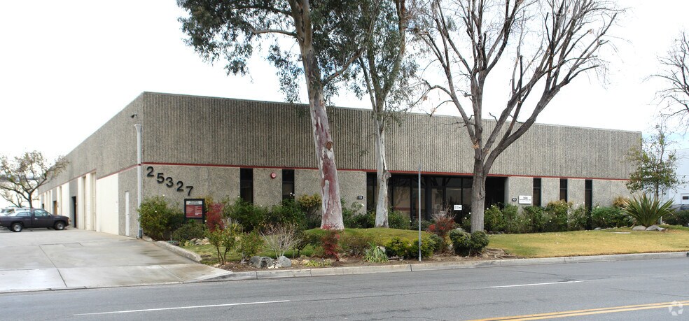 Primary Photo Of 25327 Avenue Stanford, Valencia Warehouse For Lease