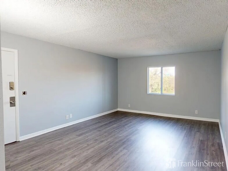 More Photos Of 1274 Murfreesboro Pike, Nashville Apartments For Sale