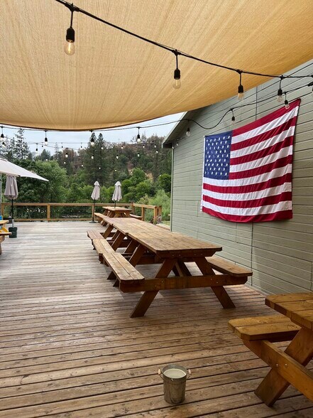 More Photos Of 125 Deadwood Rd, Lewiston Restaurant For Sale