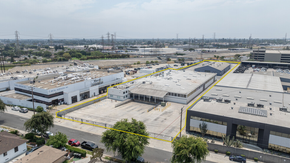 Primary Photo Of 6032 Shull St, Bell Gardens Warehouse For Lease