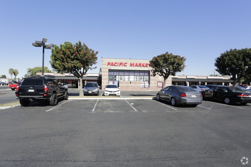 More Photos Of 511 N Harbor Blvd, Santa Ana Storefront For Lease