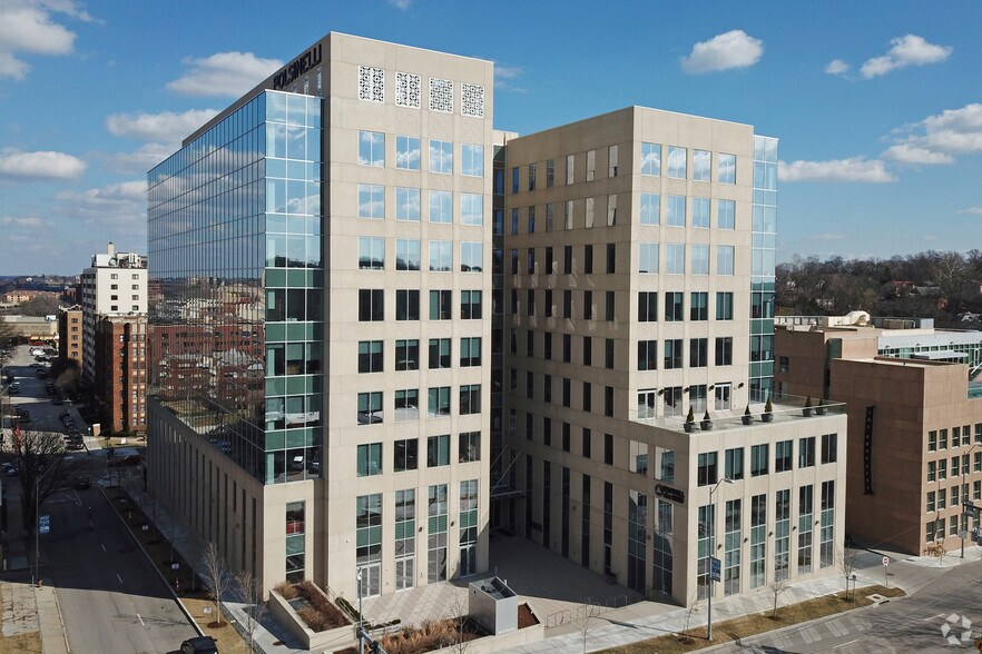 More Photos Of 900 W 48th St, Kansas City Office For Lease