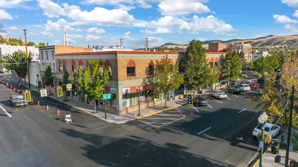 More Photos Of 125 S 6th St, Klamath Falls Flex For Sale