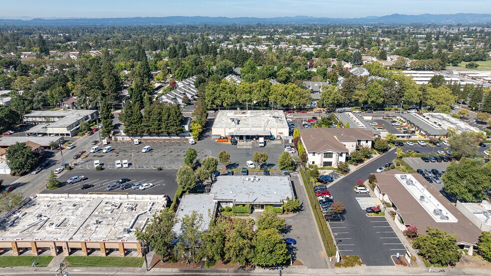 More Photos Of 2841 Cleveland Ave, Santa Rosa Office For Sale