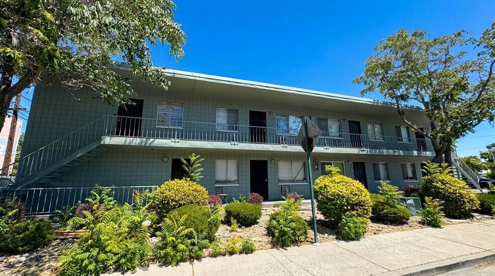 More Photos Of 900 Willow St, Reno Apartments For Sale