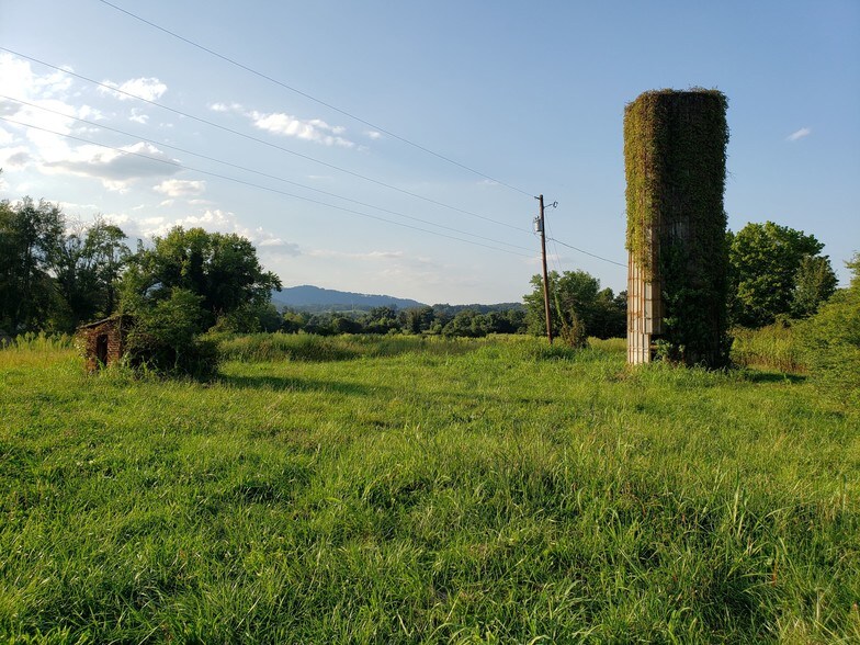 More Photos Of 4165 Haywood Rd, Mills River Land For Lease