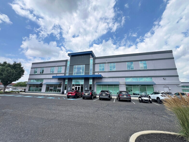 More Photos Of 200 Campbell Dr, Willingboro Office For Lease