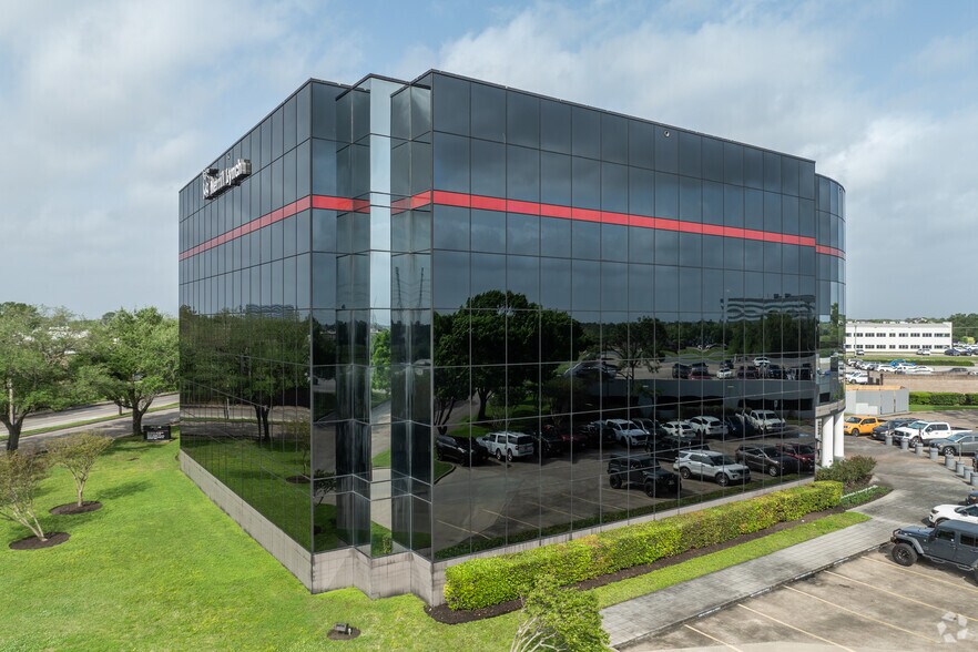 Primary Photo Of 17225 El Camino Real, Houston Office For Lease