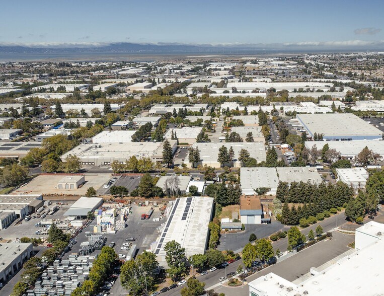 More Photos Of 31499 Hayman St, Hayward Manufacturing For Sale