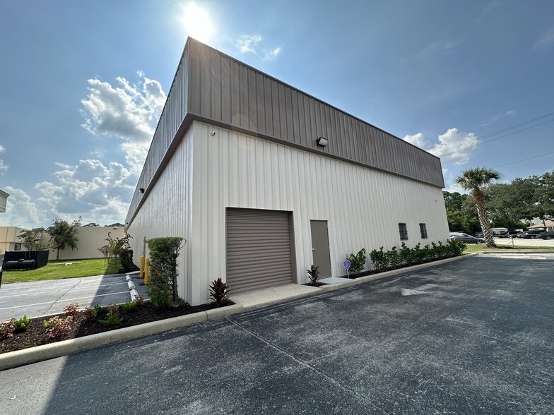 Primary Photo Of 1620 Mason Ave, Daytona Beach Warehouse For Lease