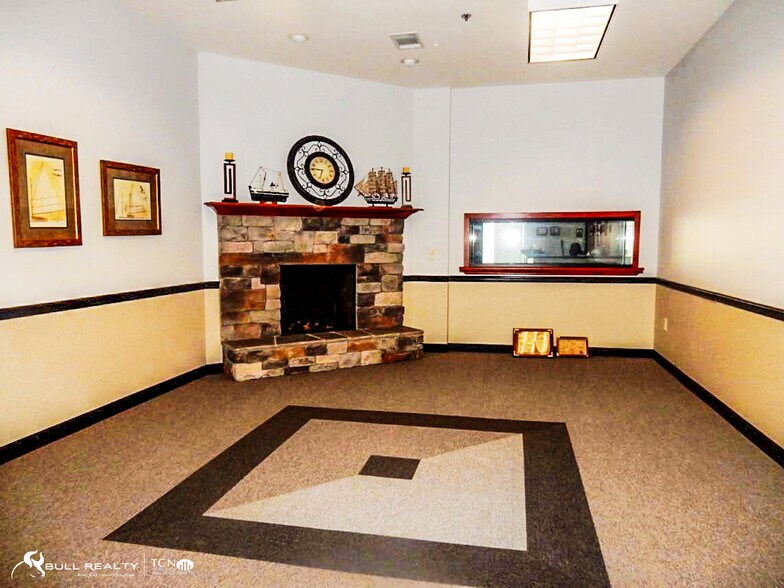More Photos Of 22 Madras Pky, Newnan Healthcare For Lease