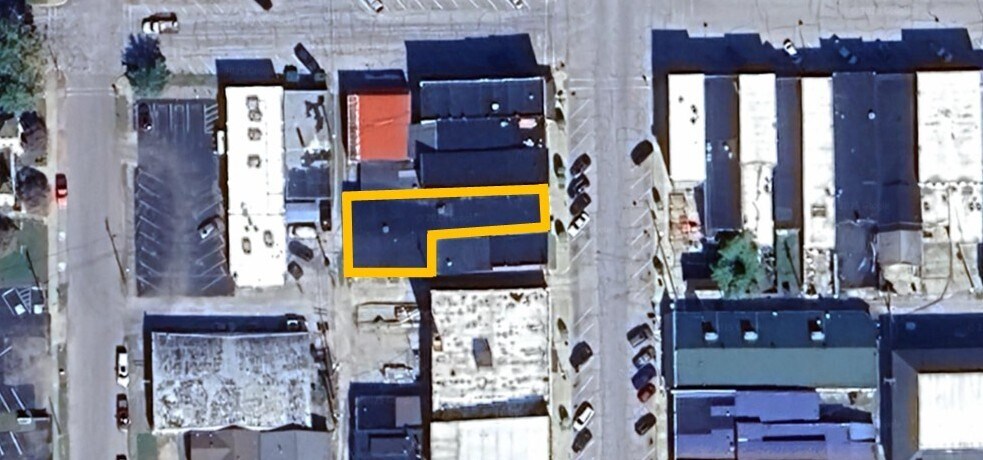 Primary Photo Of 127 S Main St, Spencer Specialty For Sale