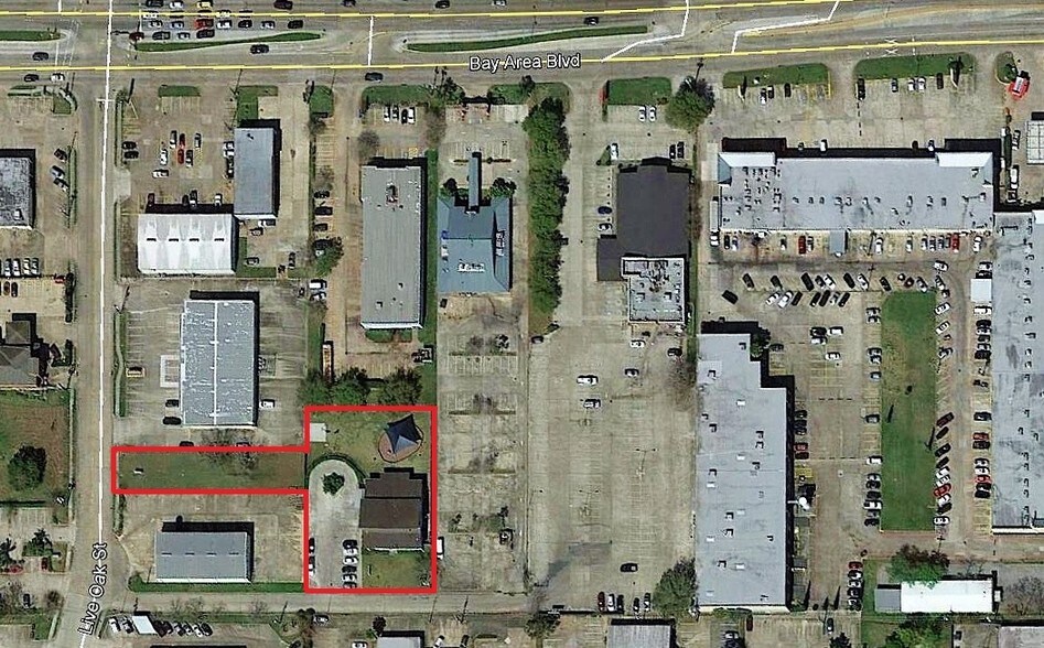 More Photos Of 1563 Live Oak St, Webster Office For Sale