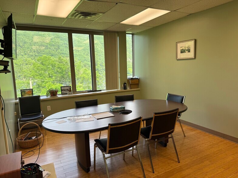 More Photos Of 201 Main st, Brattleboro Medical For Sale