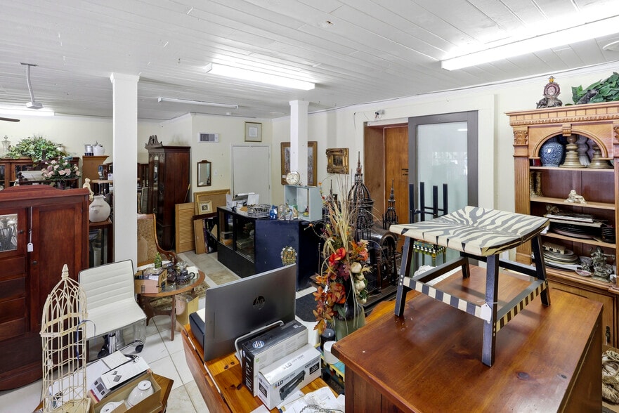 More Photos Of 1358 W Main St, Forest City Warehouse For Sale