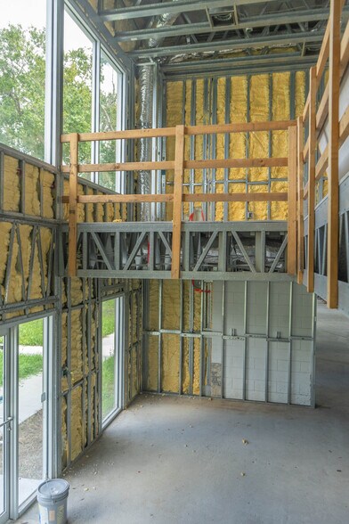 More Photos Of 907 Person St, Kissimmee Medical For Sale