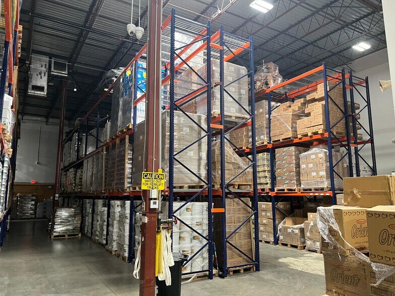 More Photos Of 2525 Davie Rd, Davie Warehouse For Lease