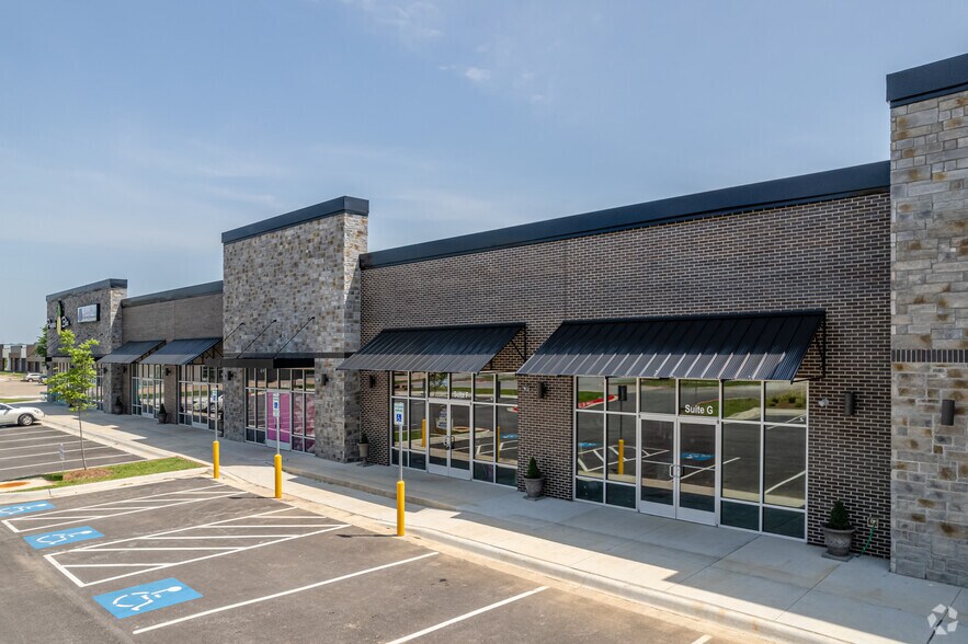 More Photos Of 1345 Henri De Tonti, Springdale Storefront For Lease