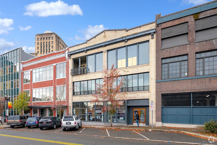 More Photos Of 728 Broadway, Tacoma Office For Sale