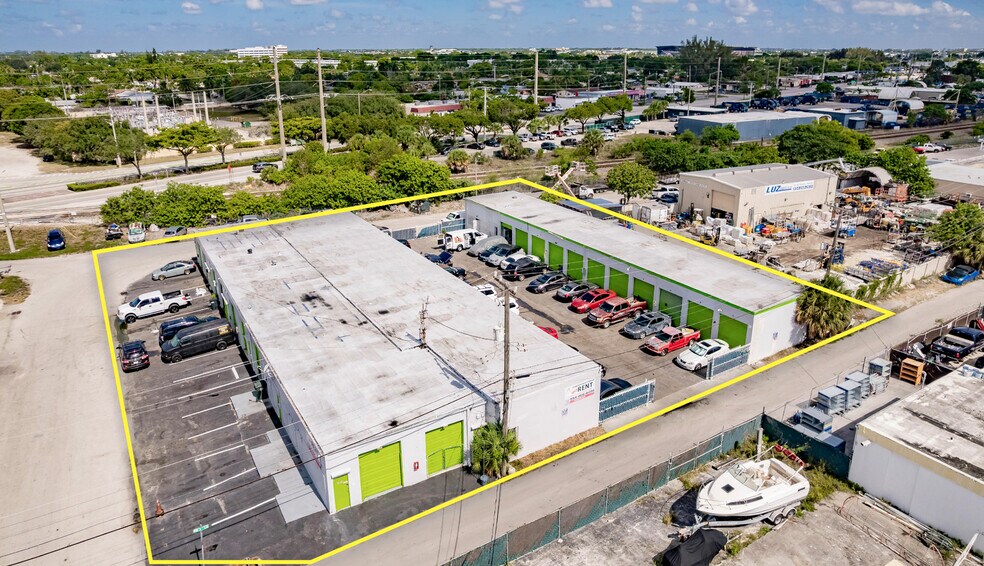 More Photos Of 821 NW 45th St, Oakland Park Warehouse For Sale