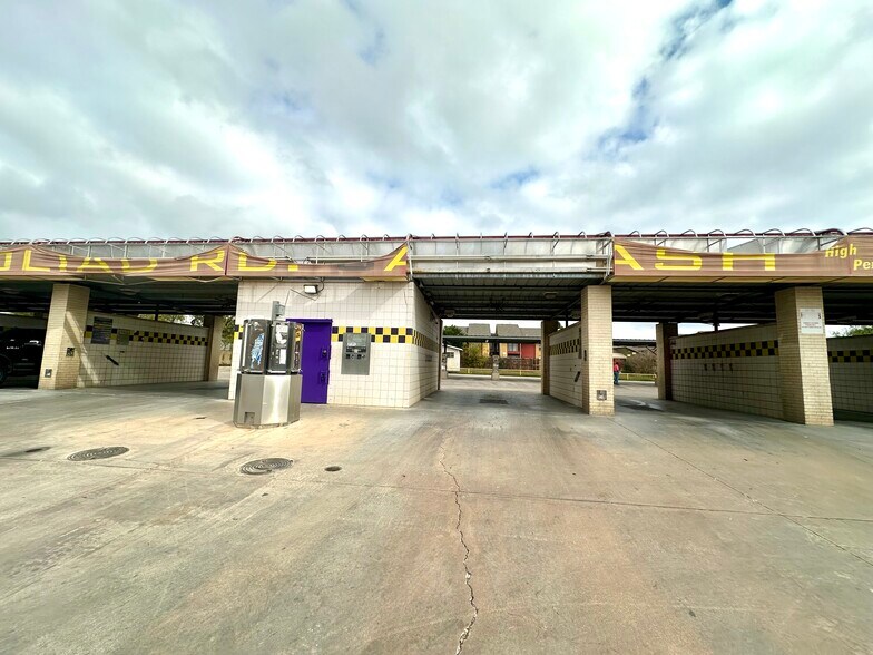 More Photos Of 2550 Goliad Rd, San Antonio Carwash For Sale
