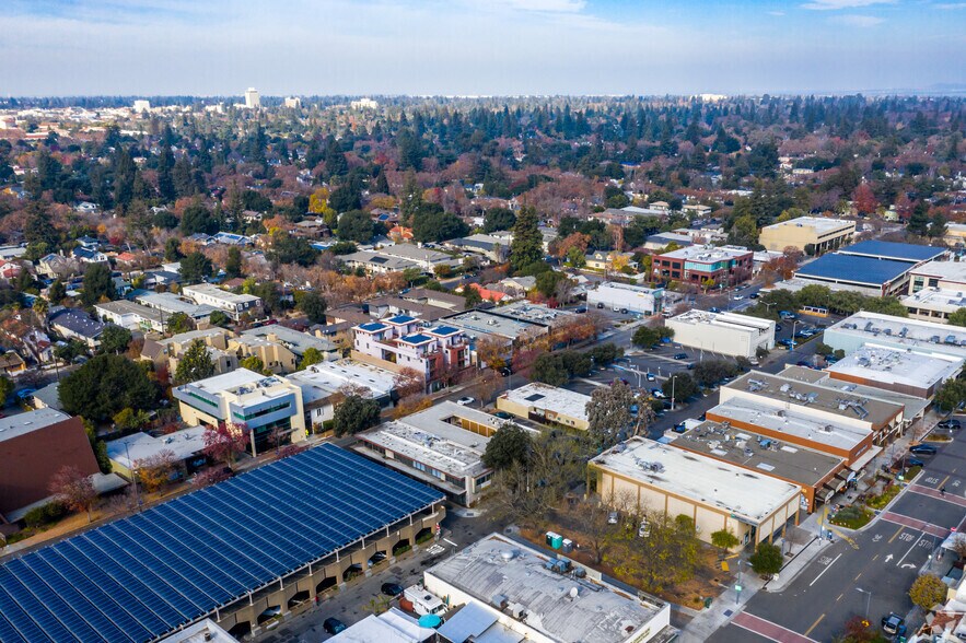More Photos Of 433-445 Cambridge Ave, Palo Alto Loft Creative Space For Lease