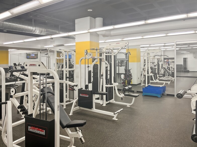 More Photos Of 250 Pehle Ave, Saddle Brook Coworking Space