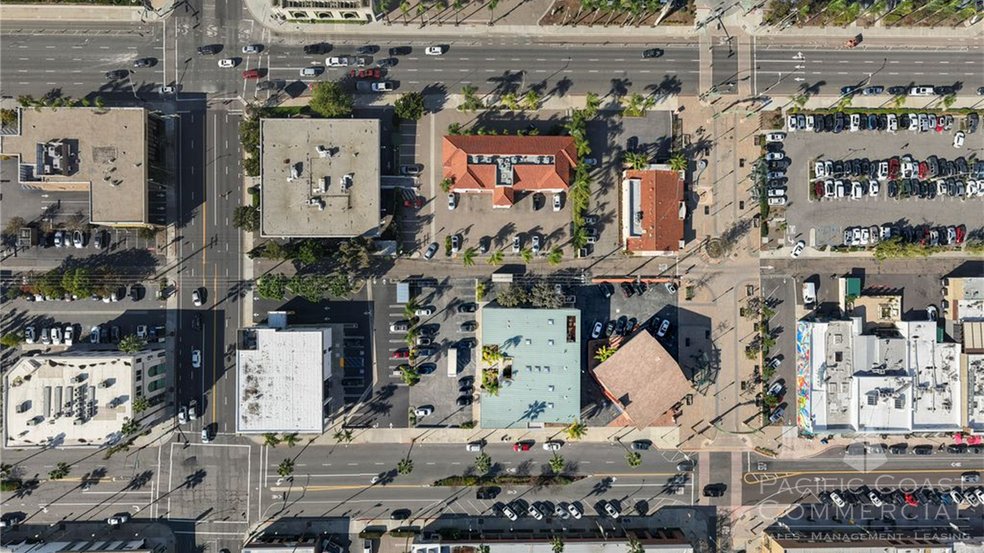 More Photos Of 220 W Grand Ave, Escondido Office For Sale