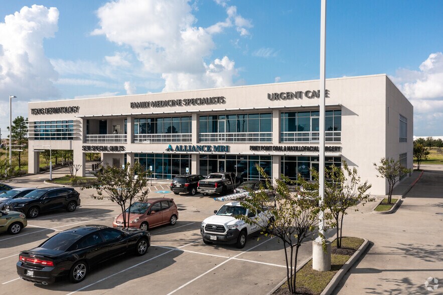 Primary Photo Of 21800 Katy Fwy, Katy Office For Lease