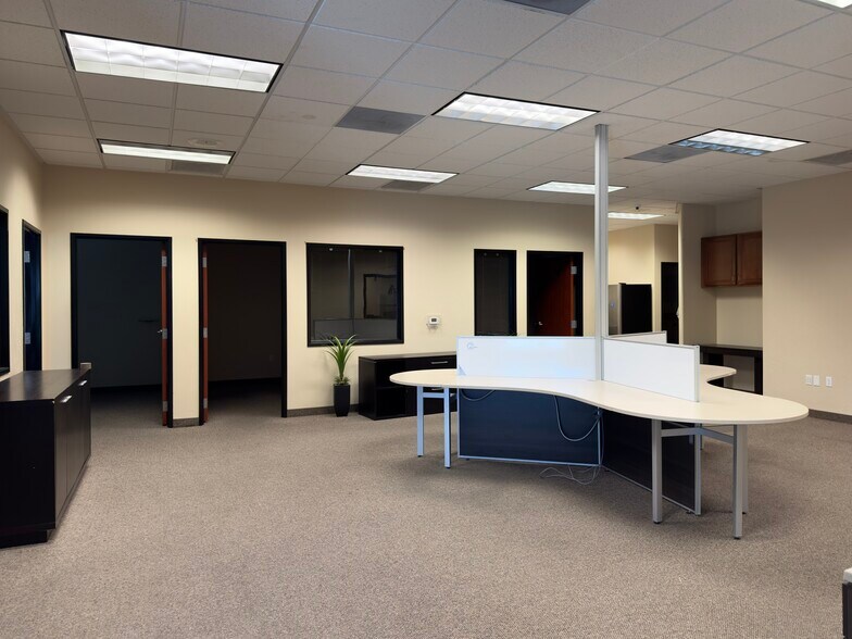 More Photos Of 5580 S Fort Apache Rd, Las Vegas Office For Lease