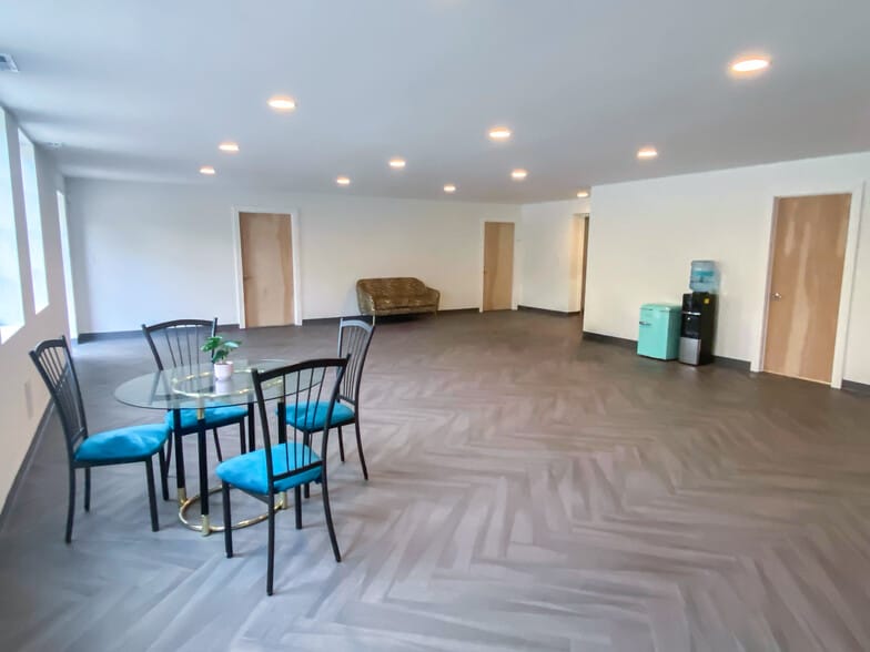 More Photos Of 2949 Armory Dr, Nashville Distribution For Sale